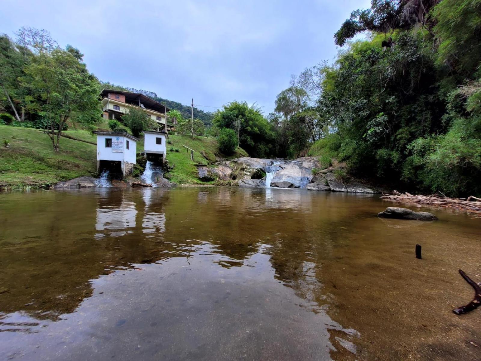 Refugio Da Colina Lumiar 3Quartos 2Banheiros 10Pessoas โนวาฟริบูร์โก ภายนอก รูปภาพ